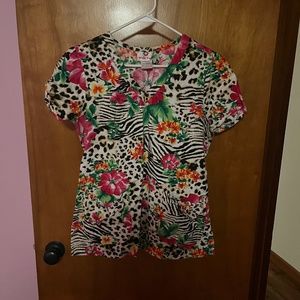 White Cross Small Scrub Top floral